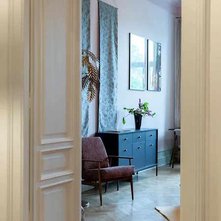 Two Bedroom Apartment-dietla 11- Wawel Castle View *